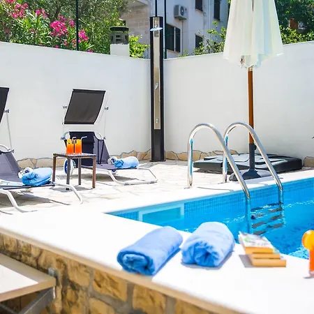 Sunrise 2 Апартаменты