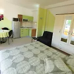 Apartman Sunrise 2 *